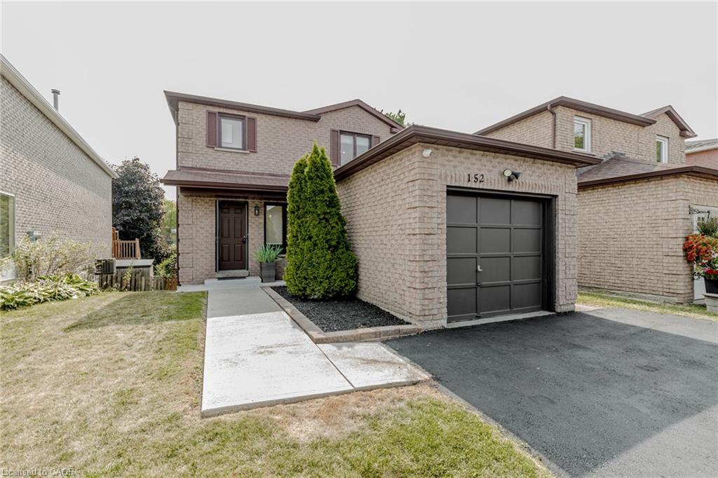 152 Blackfoot Trl, Mississauga, ON L5R 2G4