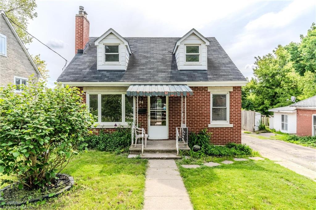 94 Beech Ave, Cambridge, ON N3C 1X5