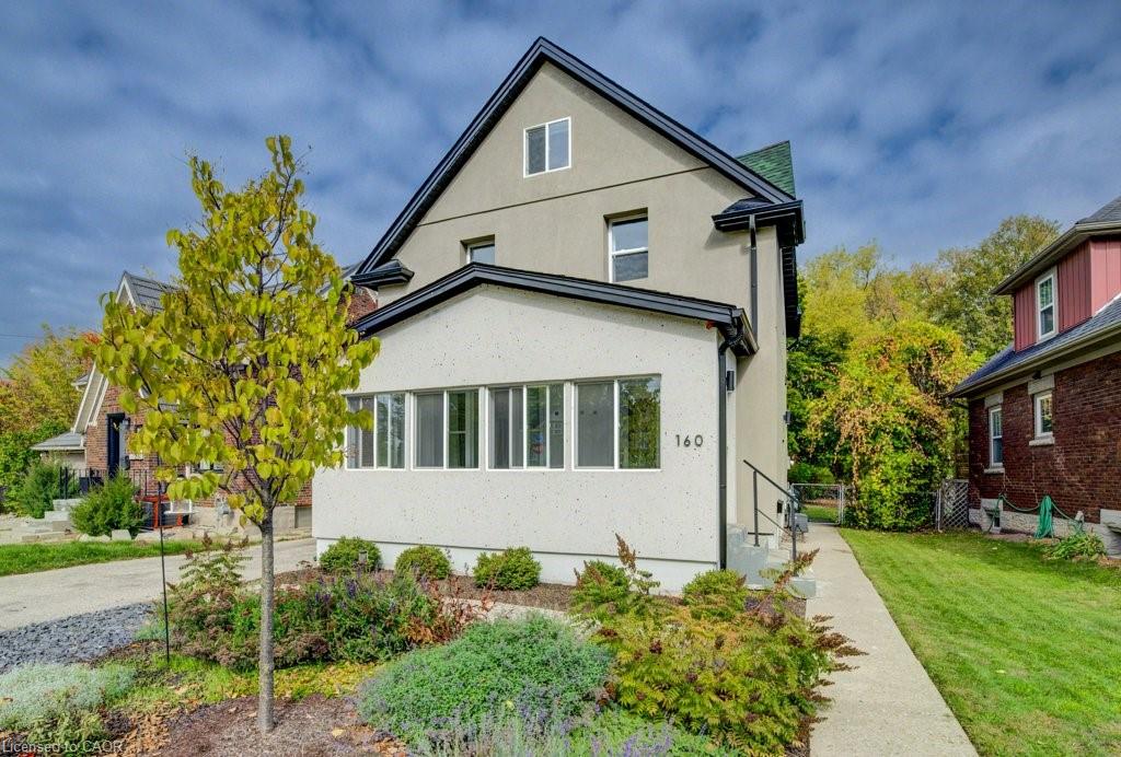 160 Homewood Ave, Kitchener, ON N2M 1W9