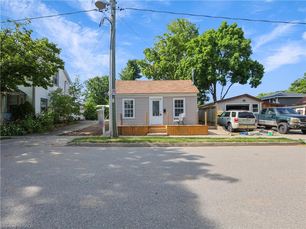 79 Sunnyhill Rd, Cambridge, ON N3C 1J6