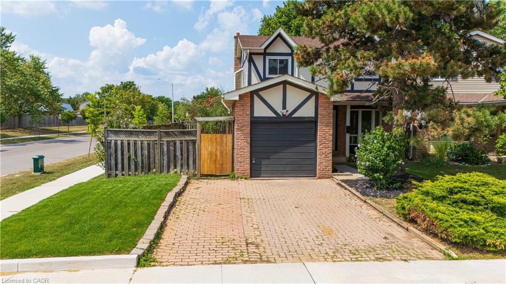 3045 Driftwood Dr, Burlington, ON L7M 1X8