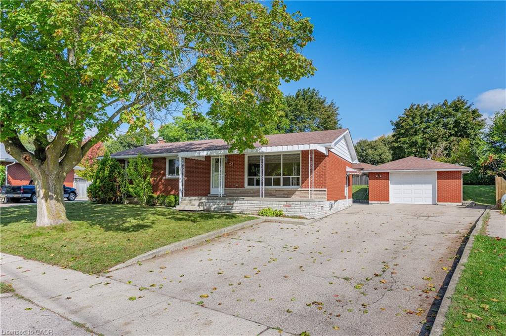 23 Sunnylea Cres, Guelph, ON N1E 1W3