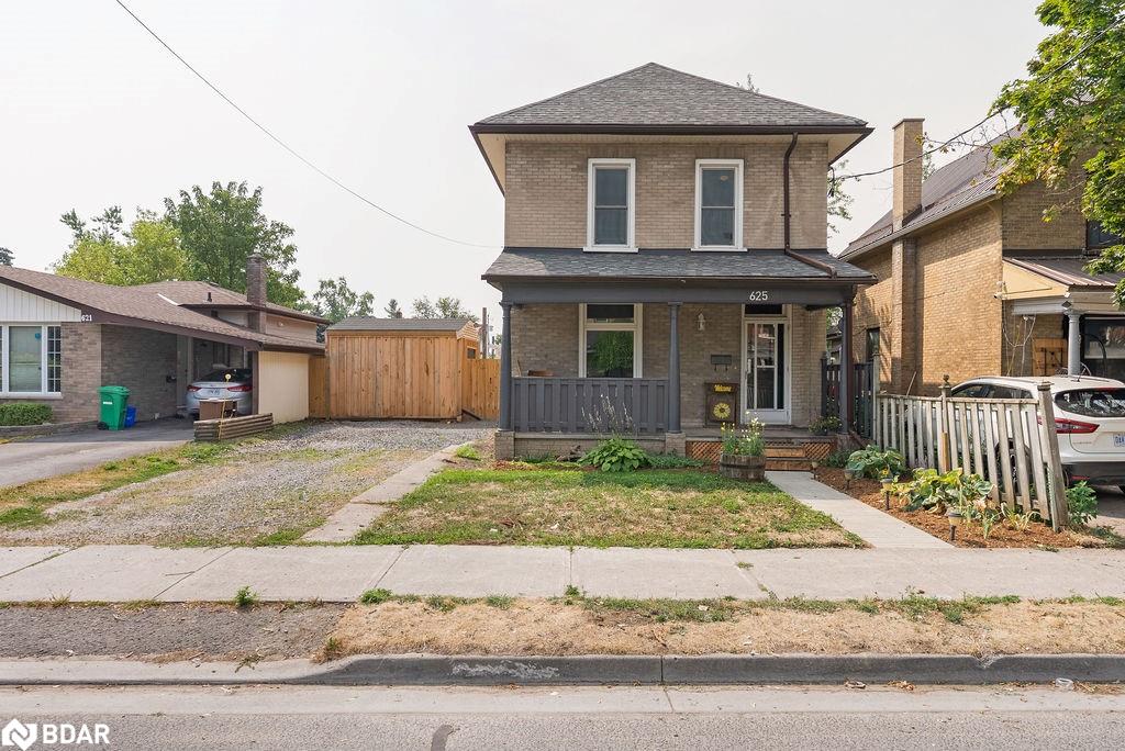 625 Brown St, Peterborough, ON K9J 4K6