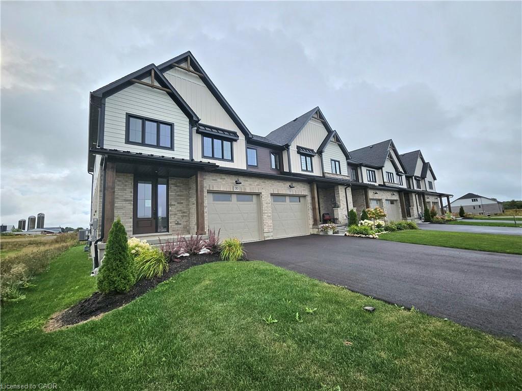 30 Anne St W, Minto, ON N0G 1Z0