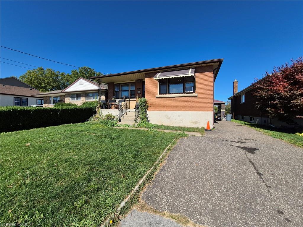 5711 Kitchener St, Niagara Falls, ON L2G 1J4