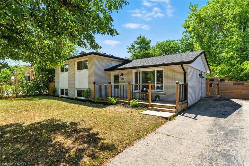 54 Gail St, Cambridge, ON N1R 4M2
