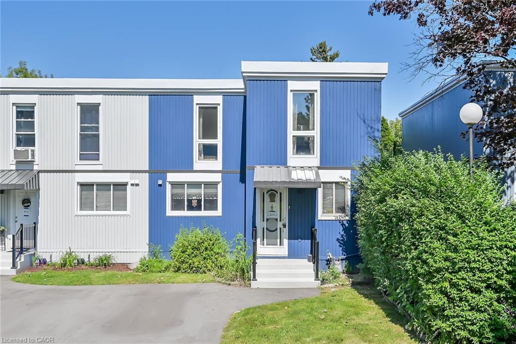 25 Britten Close Unit A11, Hamilton, ON L9C 4J8