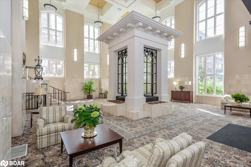 71 Bayberry Drive Unit 212, Guelph, ON N1G 5K9
