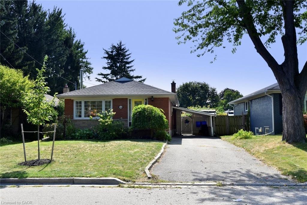 1384 Niels Ave, Burlington, ON L7P 2E4
