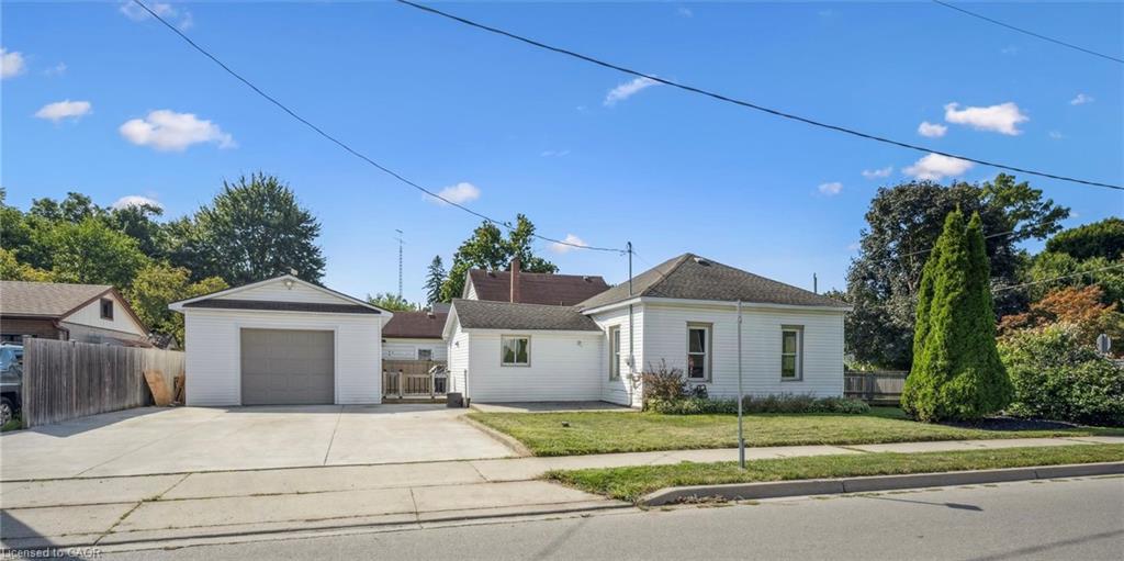 47 Chalmers St N, Cambridge, ON N1R 5B6