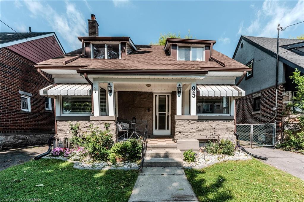 95 Paradise Rd, Hamilton, ON L8S 3S9
