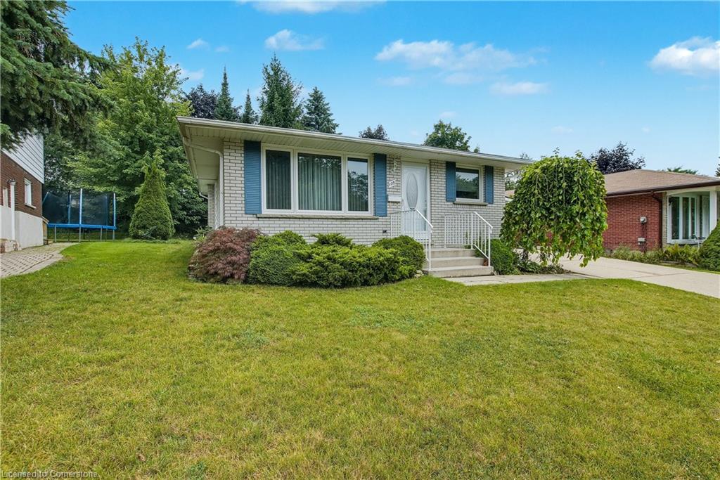 105 Silverspring Cres, Kitchener, ON N2M 4P3