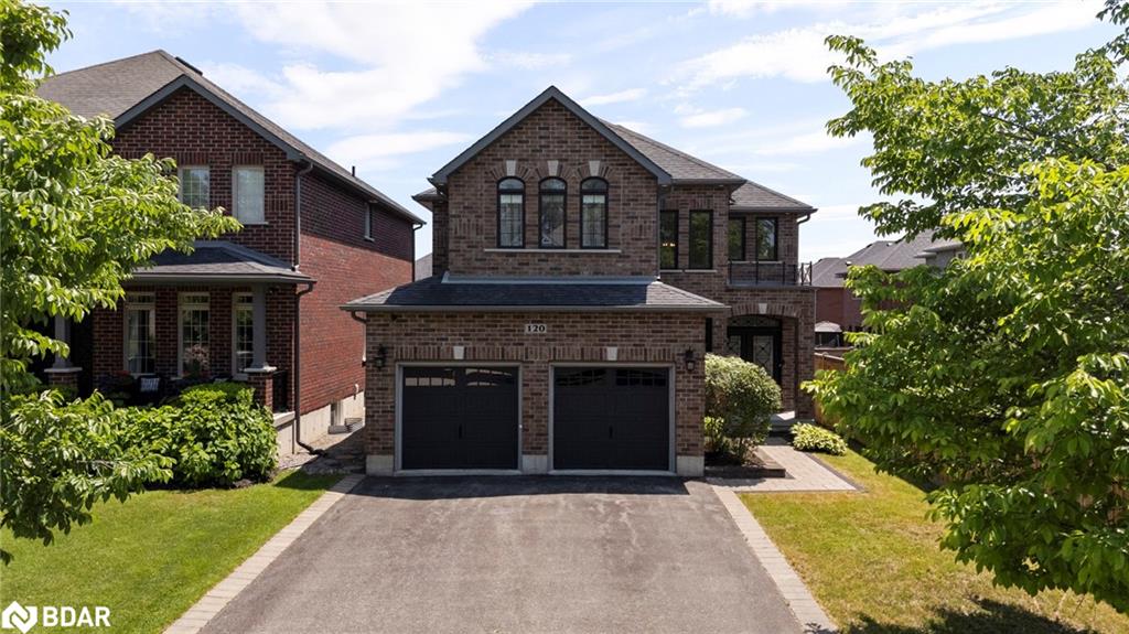120 Jewel House Ln, Barrie, ON L4N 6E1
