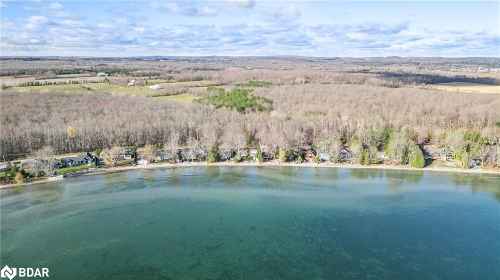 769 Woodland Dr, Oro-Medonte, ON L3V 6H1