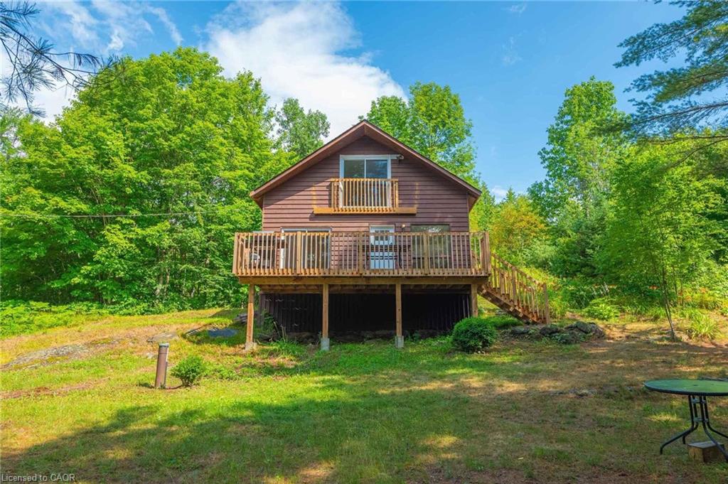 1044 English Cir, Highlands East, ON K0M 1R0
