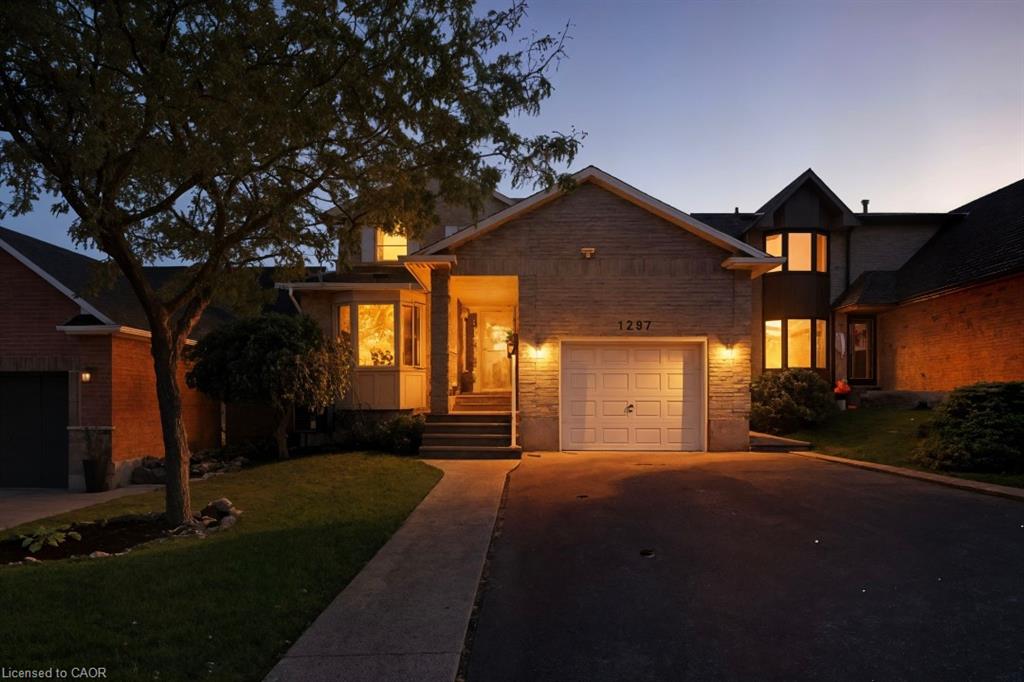 1297 Upper Sherman Ave, Hamilton, ON L8W 3E7