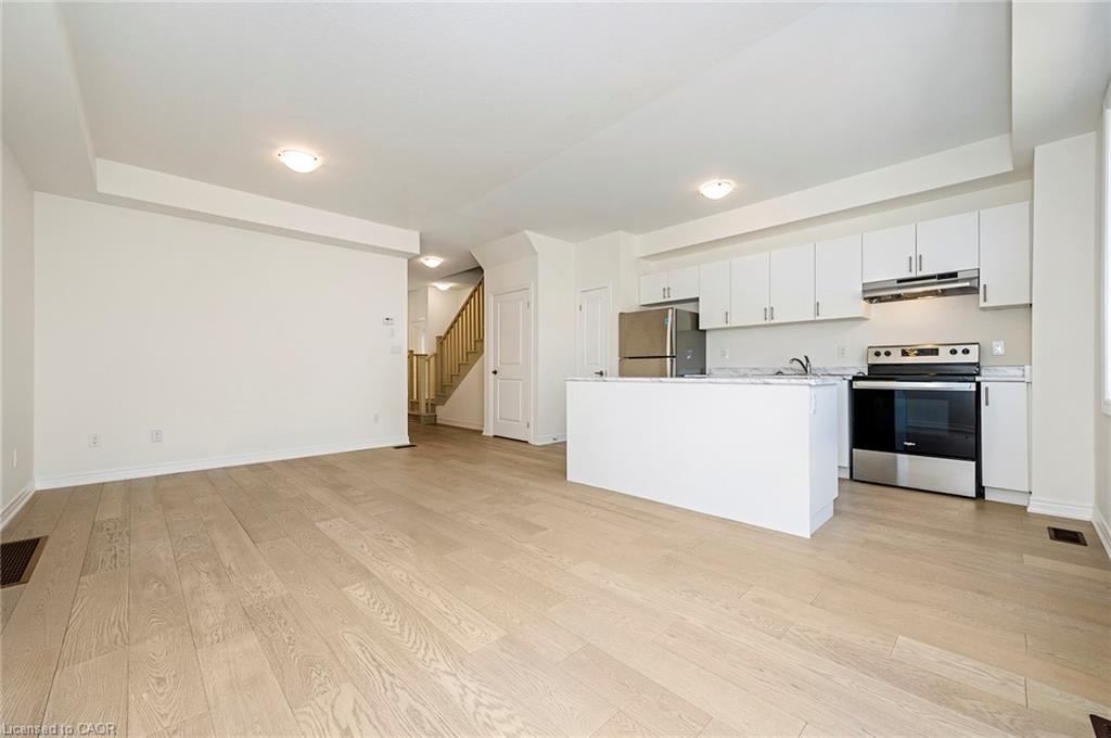14 Jellicoe Ct, Hamilton, ON L9A 4T1