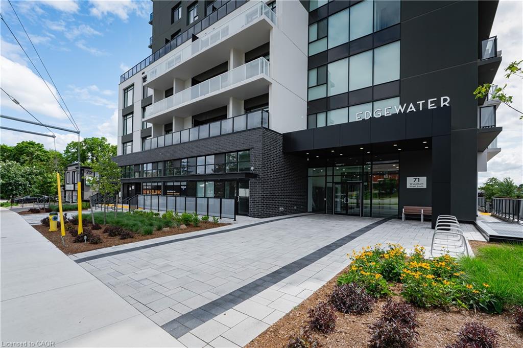 71 Wyndham Street S Unit 209, Guelph, ON N1E 5R3