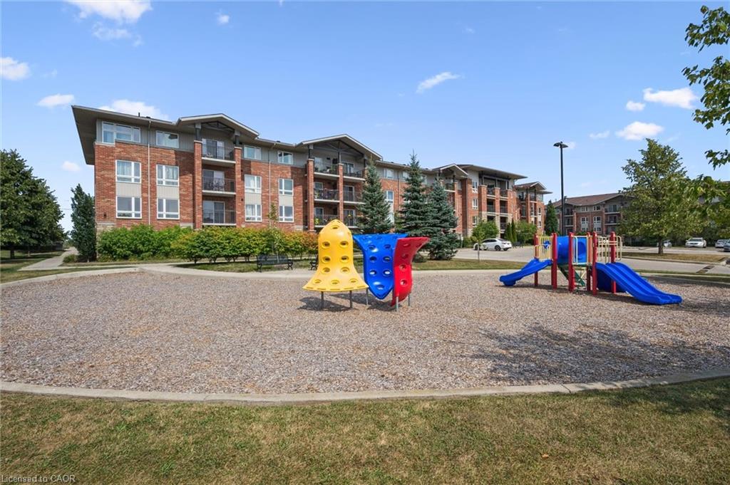 60 Lynnmore Street Unit 313, Guelph, ON N1L 0J8