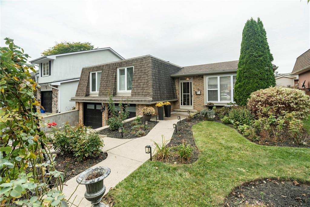 5 Beechwood Ave, Brantford, ON N3R 6Z1