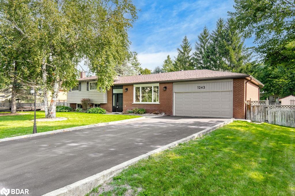 1243 St Vincent St, Midhurst, ON L9X 0P5