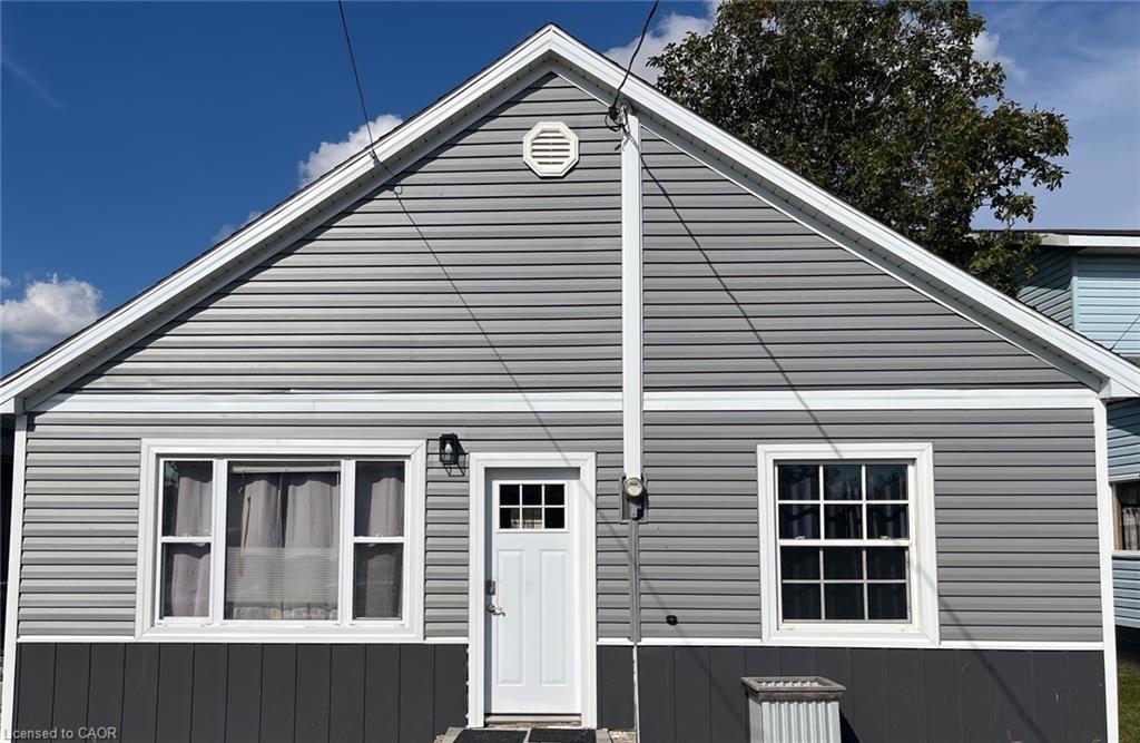 18 Quarry St, Hagersville, ON N0A 1H0