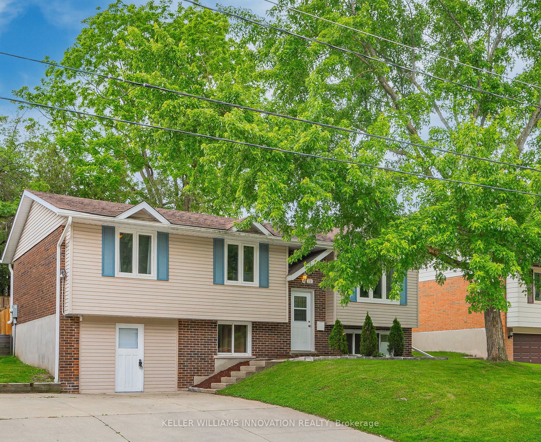 11 Victoria Glen Street, Woolwich, ON N3B 1R9
