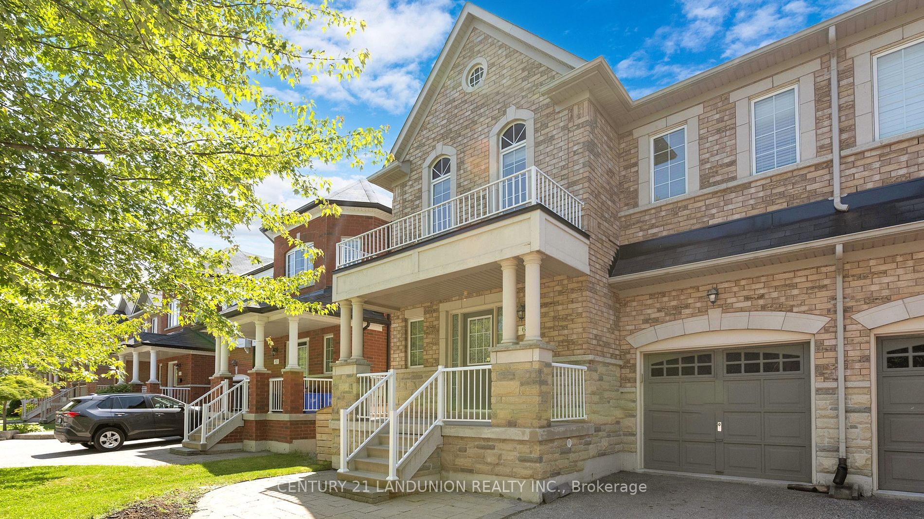 67 Lewis Honey Drive, Aurora, ON L4G 0J3