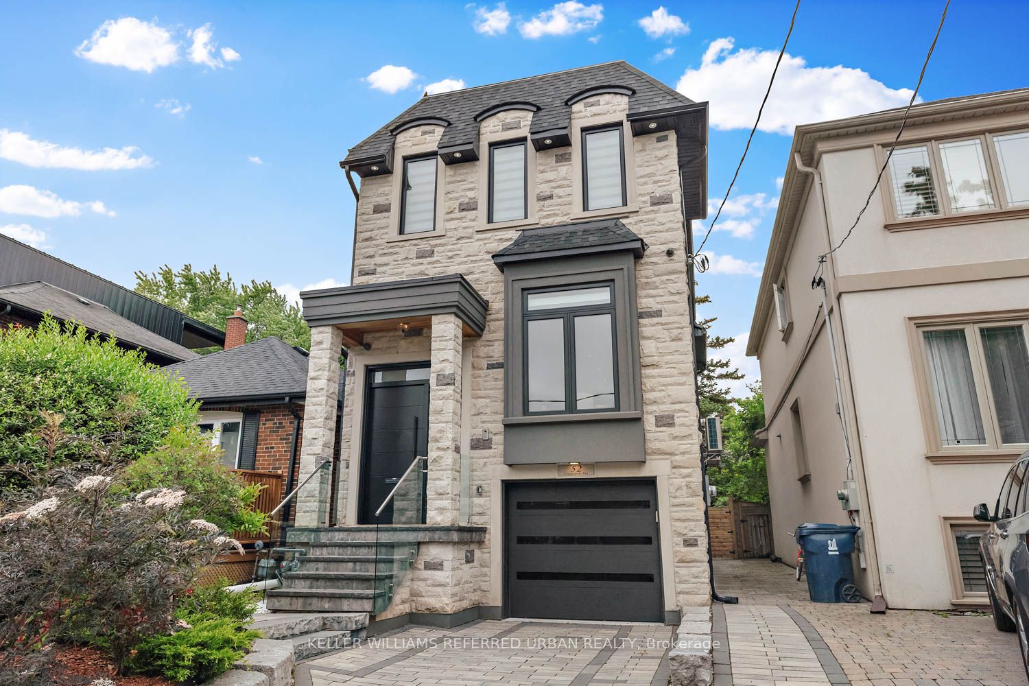 52 Unsworth Avenue, Toronto, ON M5M 3C5