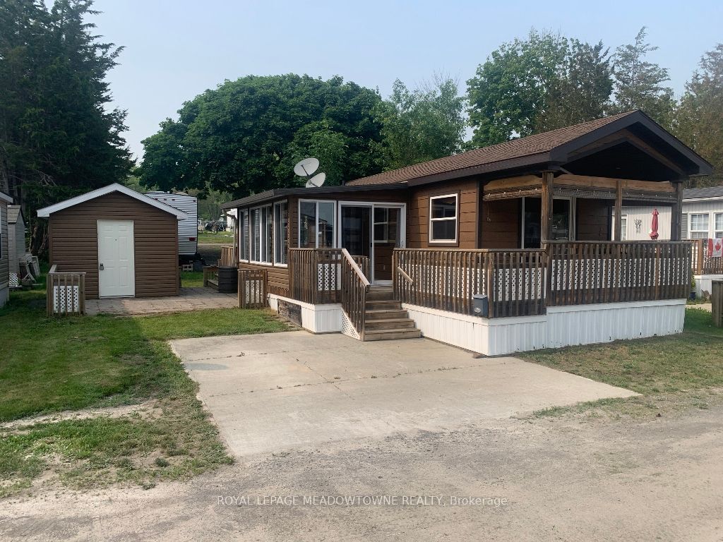 153 County 27 Rd #d-17, Prince Edward County, ON K0K 1T0