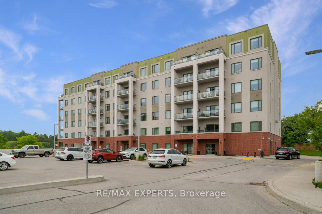 64 Queen St S #405, New Tecumseth, ON L0G 1W0