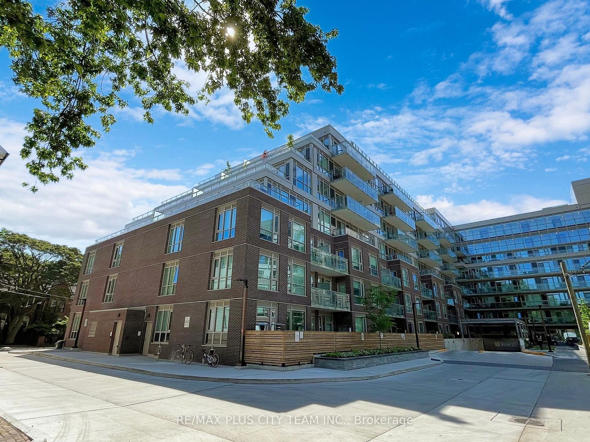 150 Logan Ave #435, Toronto, ON M4M 0E4