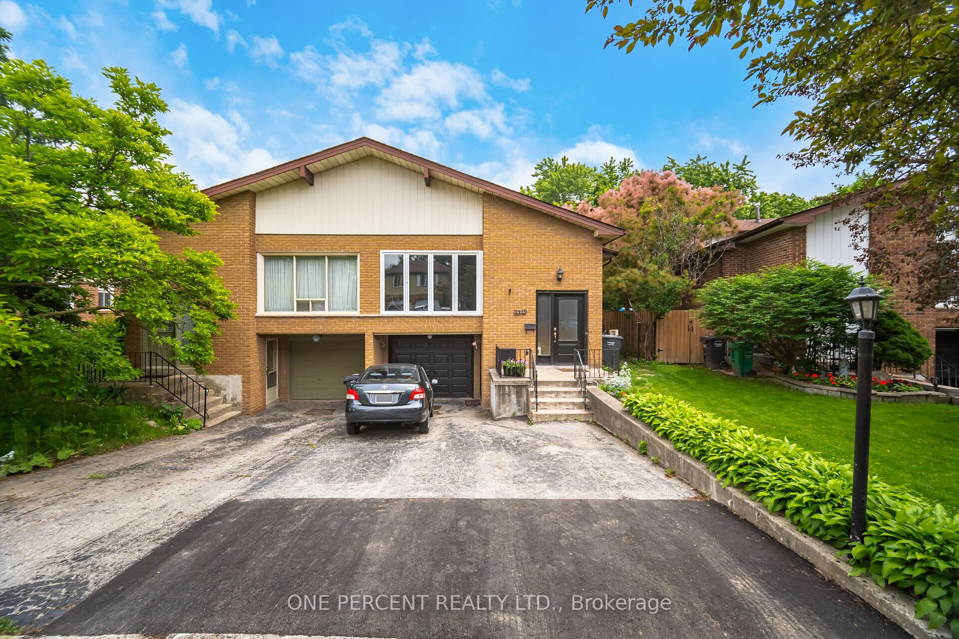 3319 Tallmast Crescent, Mississauga, ON L5L 1K1