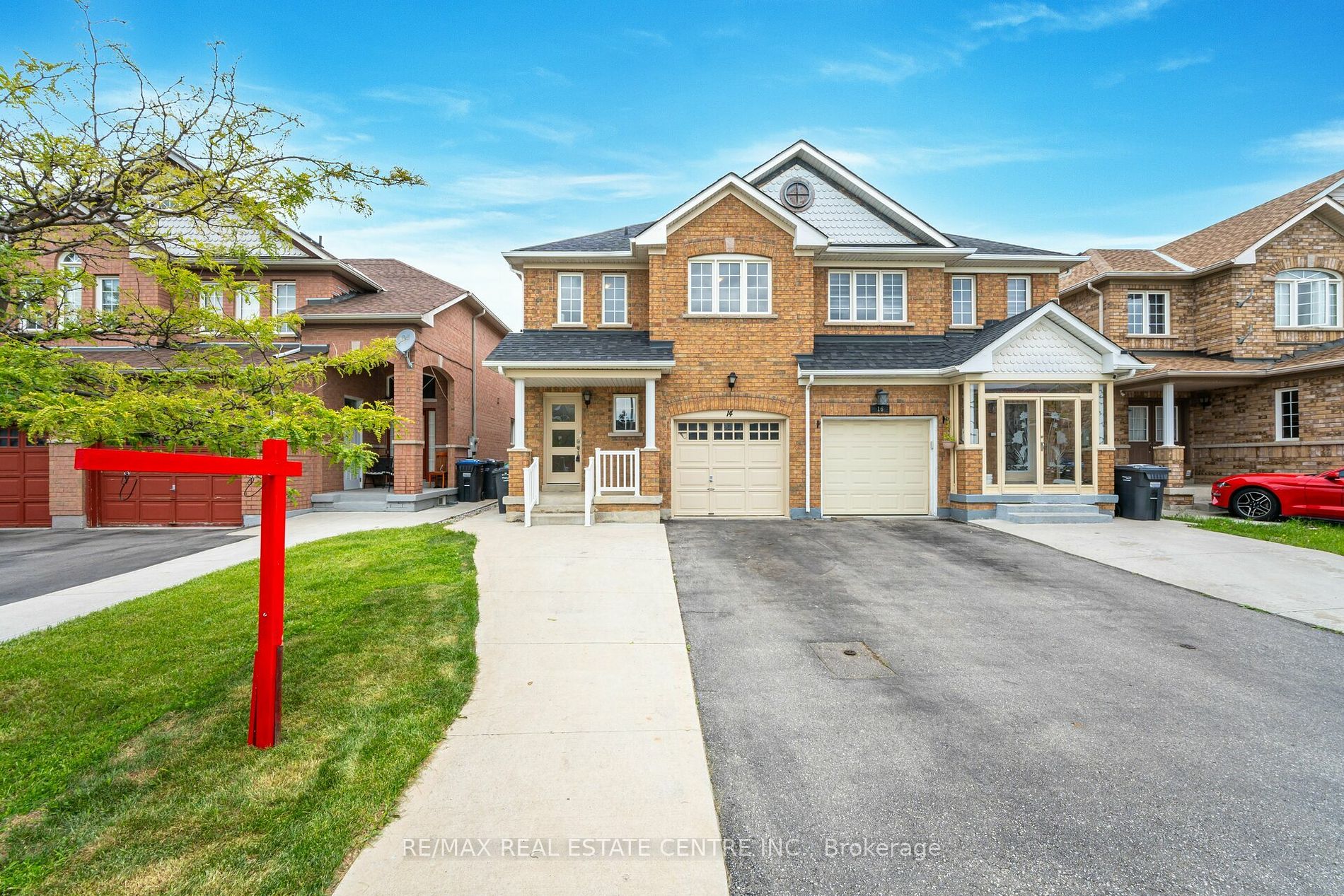 14 Rednor Drive, Brampton, ON L6P 1P4