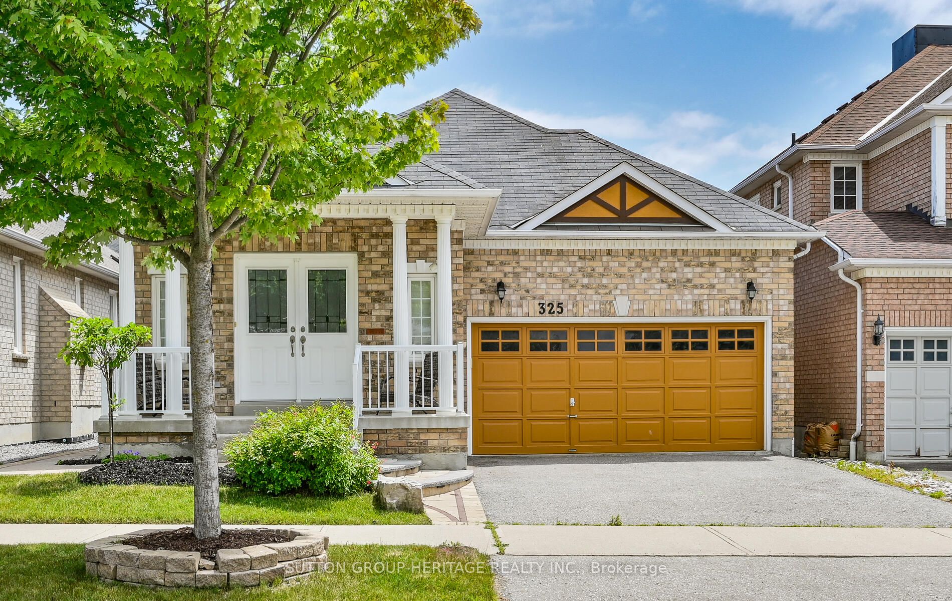 325 Williamson Drive West, Ajax, ON L1T 0J1